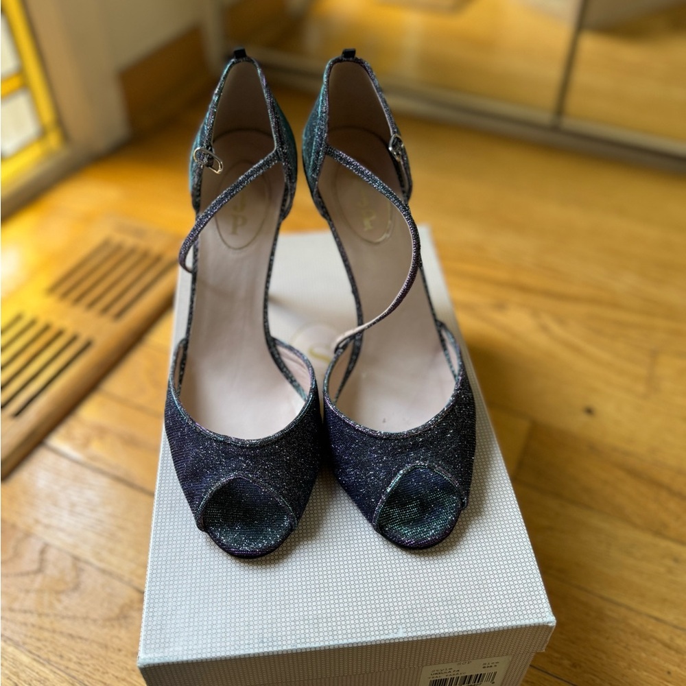 SJP by Sarah Jessica Parker Ursula Size 38.5